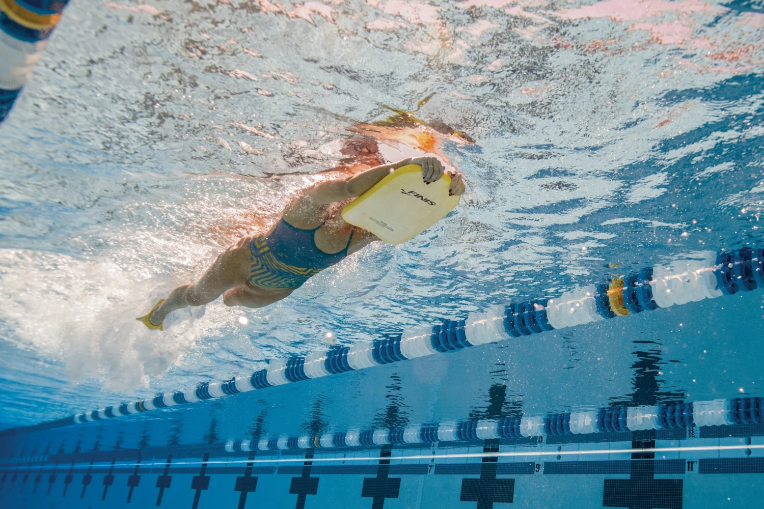 FINIS® Technical Foam Kickboard | Standard Kickboard 13 FINIS® Technical Foam Kickboard | Standard Kickboard