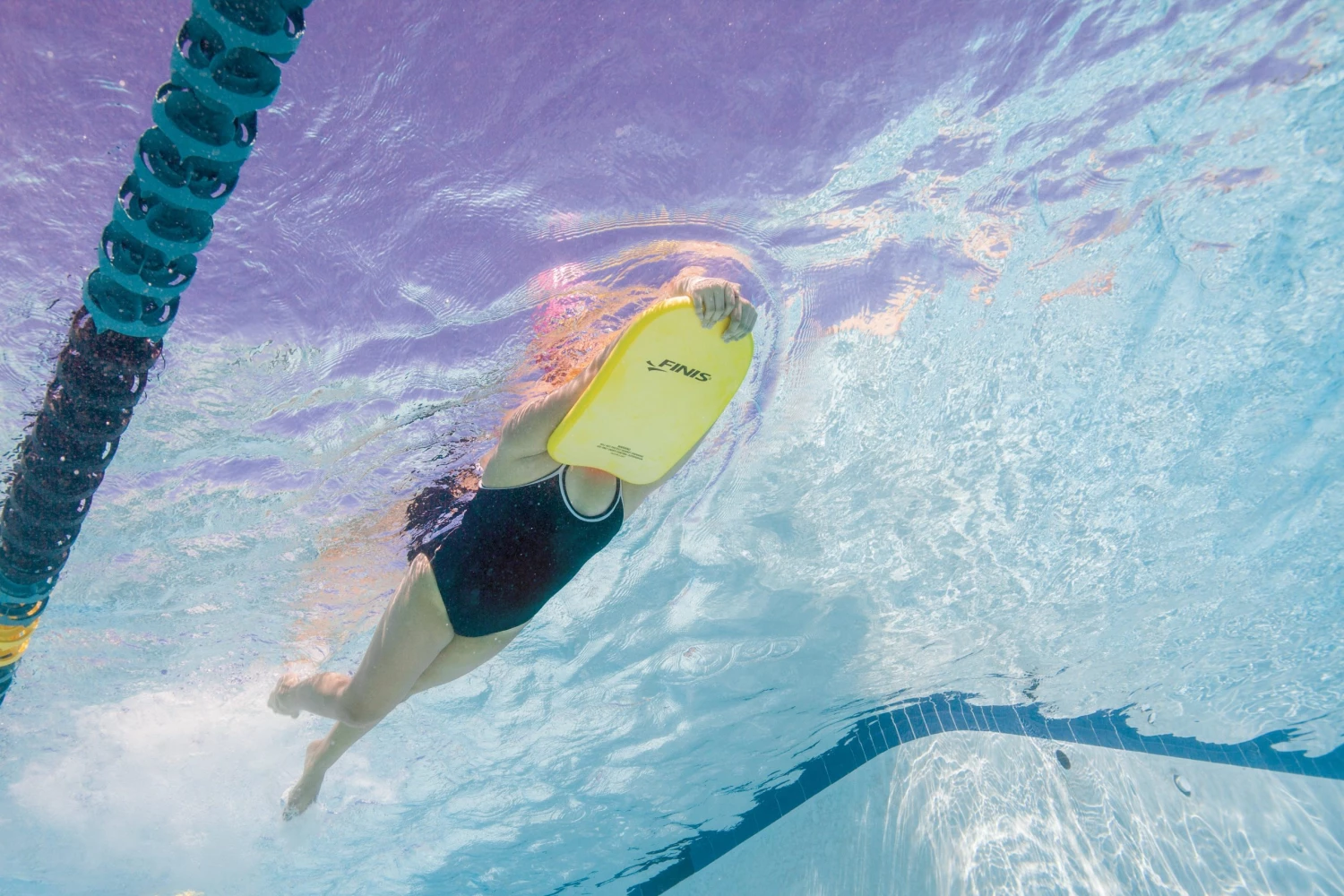 FINIS® Technical Foam Kickboard | Standard Kickboard 8 FINIS® Technical Foam Kickboard | Standard Kickboard