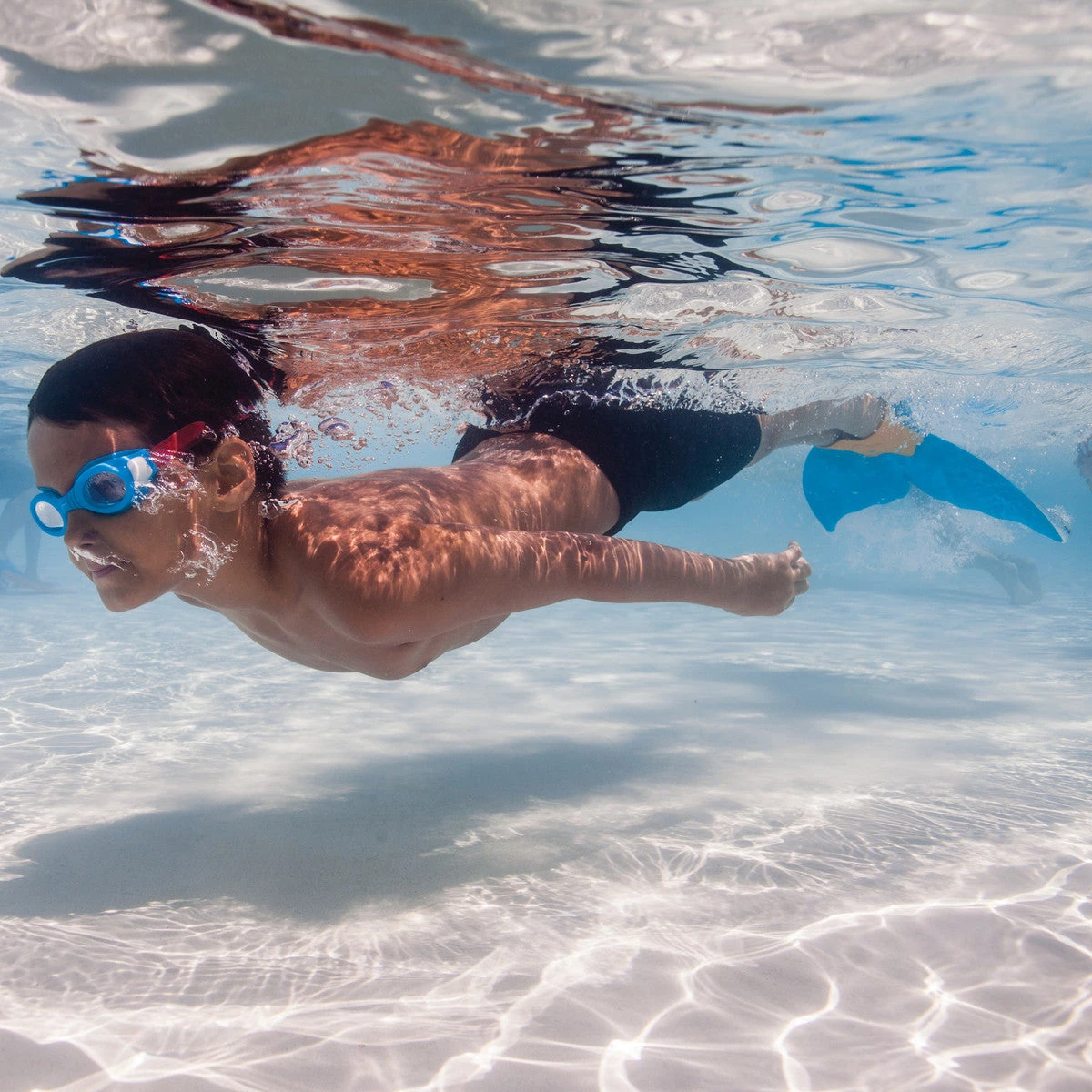 FINIS® MERMAID™ Fin | Recreational Monofin 6 FINIS® MERMAID™ Fin | Recreational Monofin