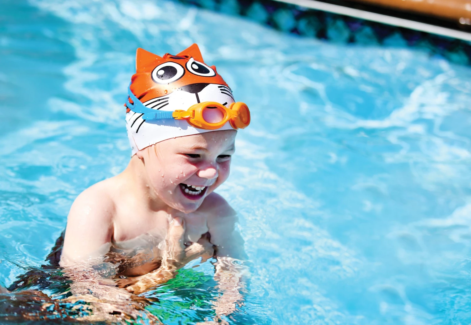 FINIS® Tiger | Animal-Shaped Silicone Swim Cap 3 FINIS® Tiger | Animal-Shaped Silicone Swim Cap