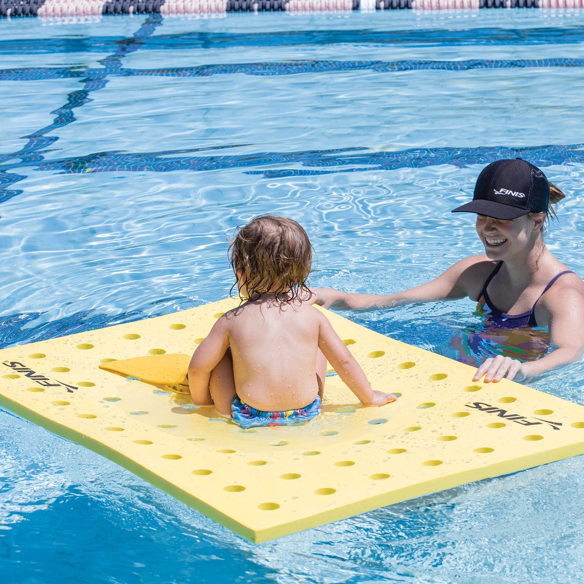 FINIS® Floating Island | Learn-To-Swim Float For Kids 2 FINIS® Floating Island | Learn-To-Swim Float For Kids