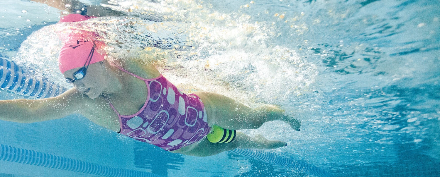 FINIS® Foam Pull Buoy | Pulling Leg Buoy 8 FINIS® Foam Pull Buoy | Pulling Leg Buoy